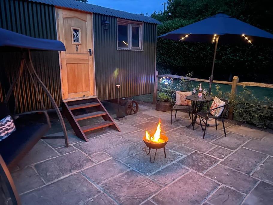 Forest View Shepherd Hut Apartment